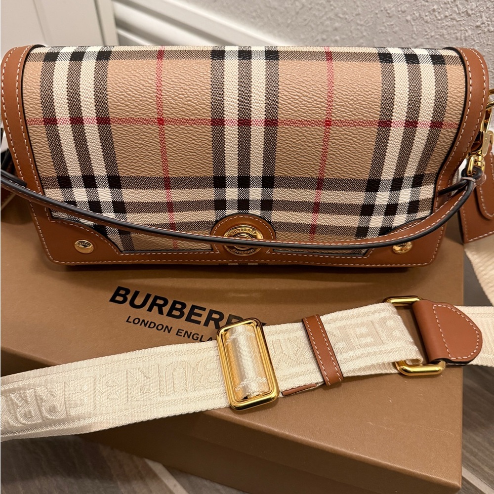 Burberry Tan and Brown Checkered Women's Bag new / no tag - Picture 2 of 13